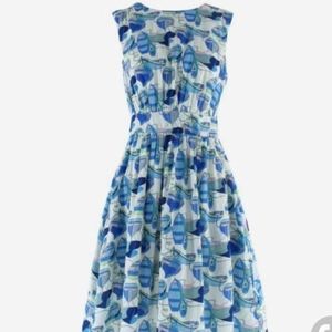 Emily and Fin Lucy Boats XL